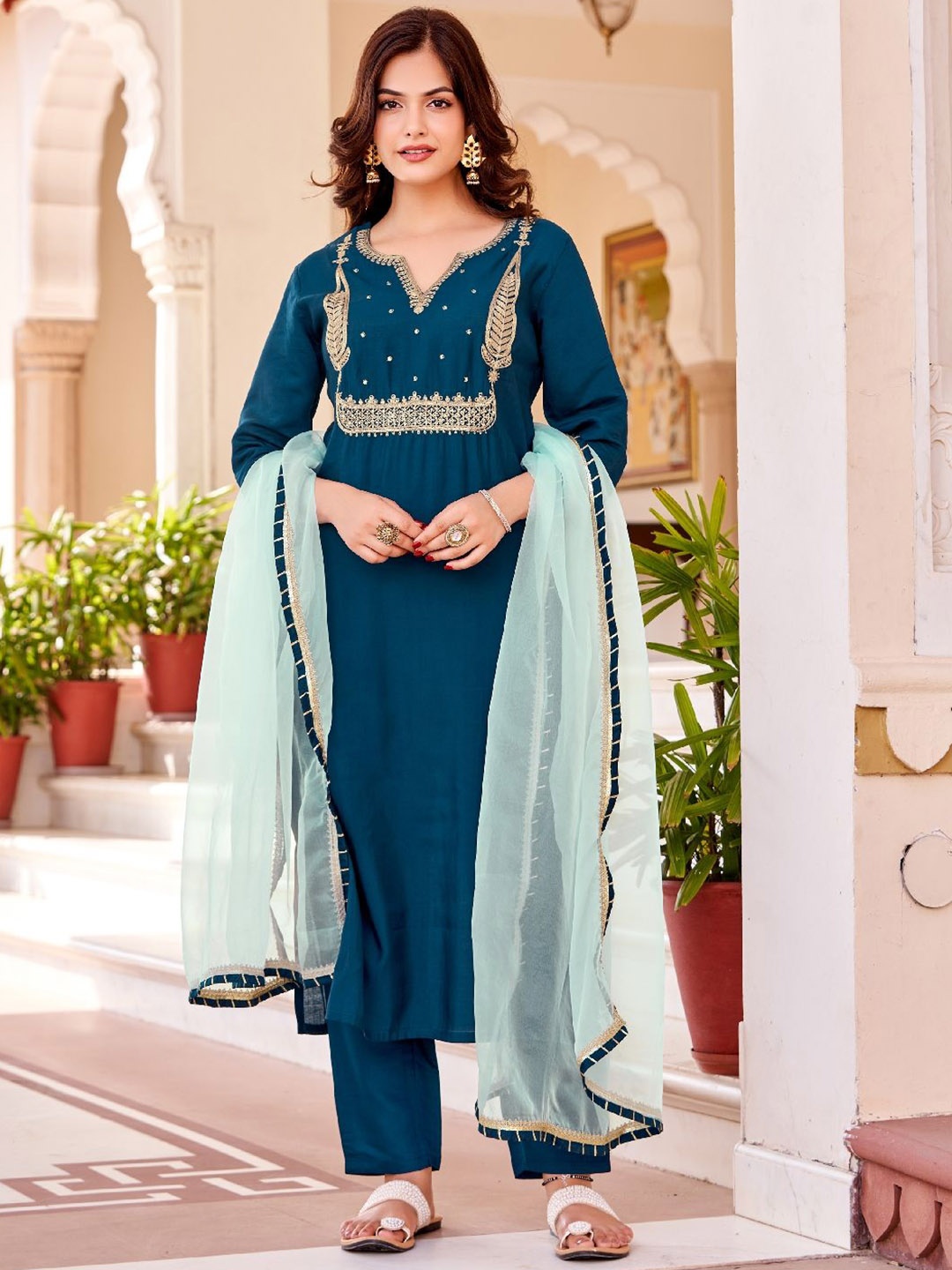 

Yara Creation Ethnic Motifs Embroidered Thread Work Kurta with Trouser & Dupatta, Navy blue