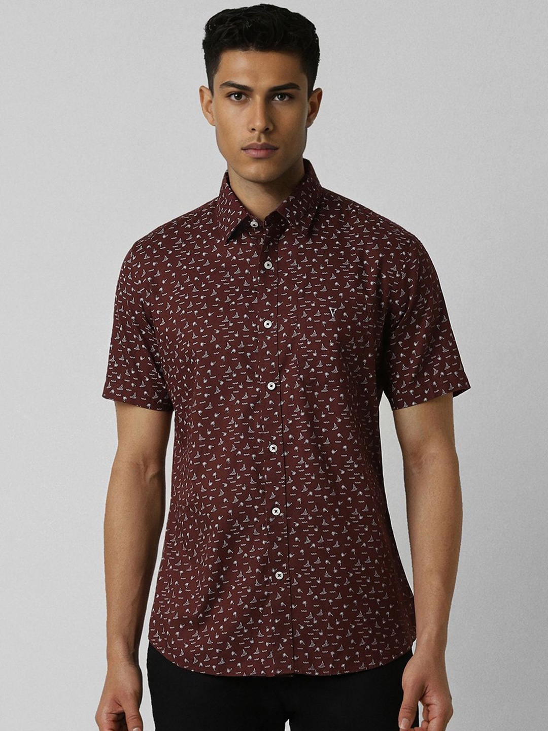 

Van Heusen Sport Men Slim Fit Opaque Printed Casual Shirt, Maroon