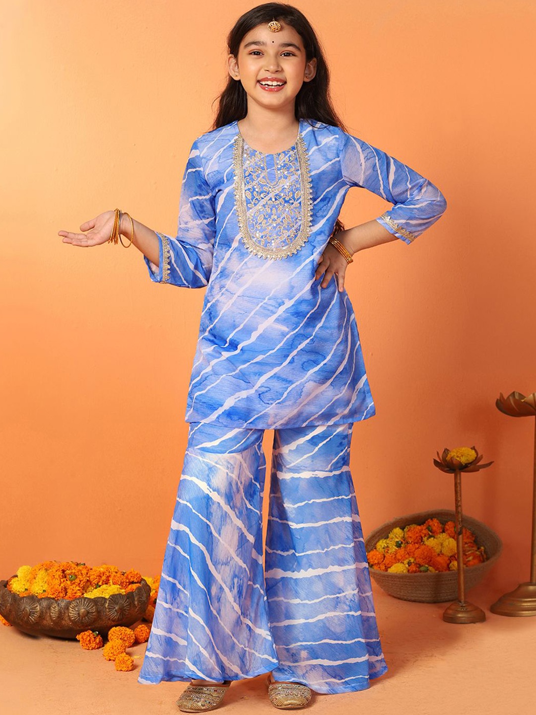 

FASHION DREAM Girls Leheriya Printed Sequinned Georgette Straight Kurta with Sharara, Blue