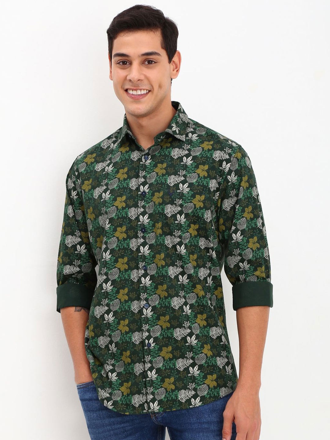 

Allen Solly Men Classic Spread Collar Floral Printed Cotton Slim Fit Casual Shirt, Green
