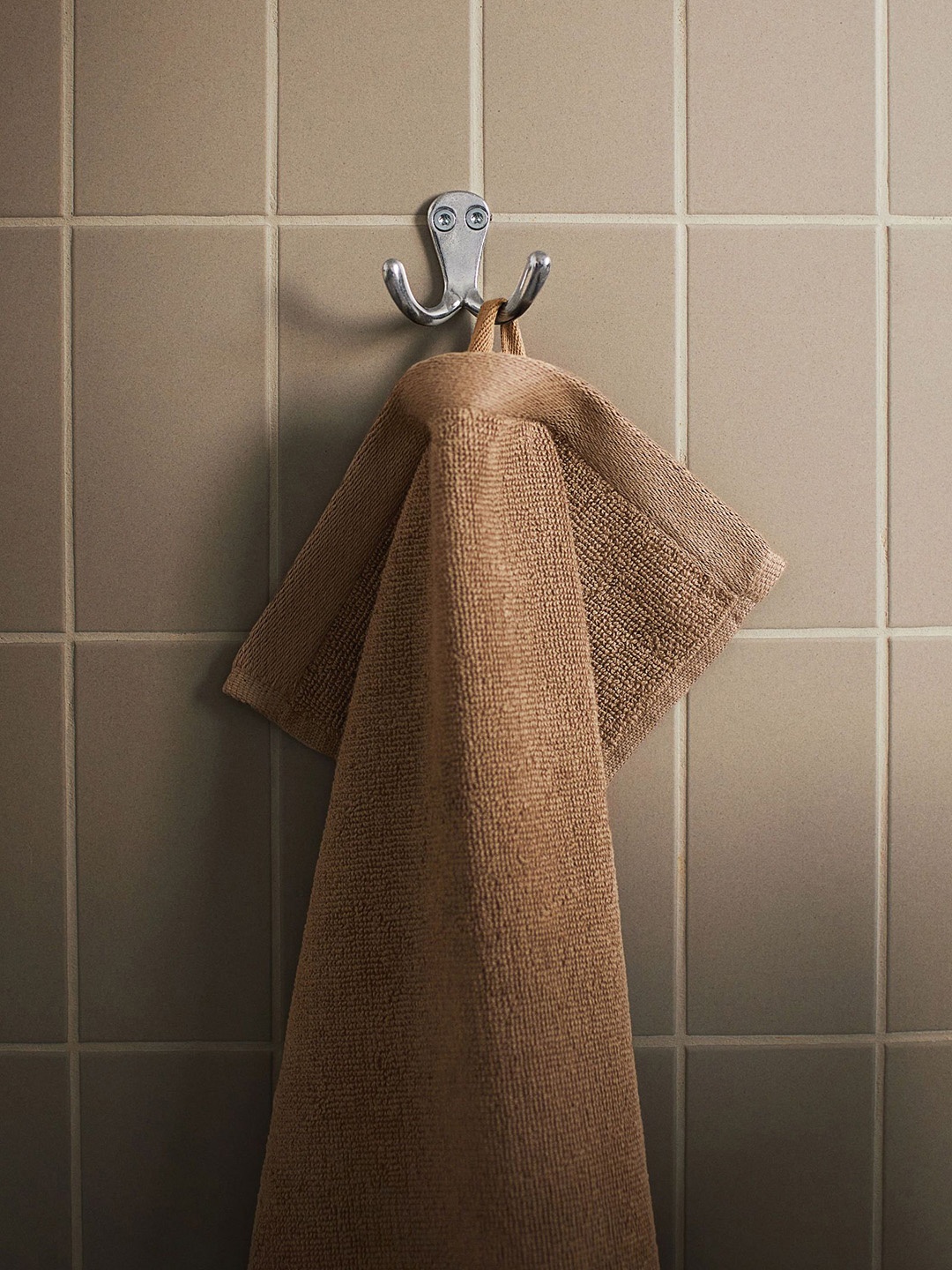 

H&M Beige Terry Guest Towel