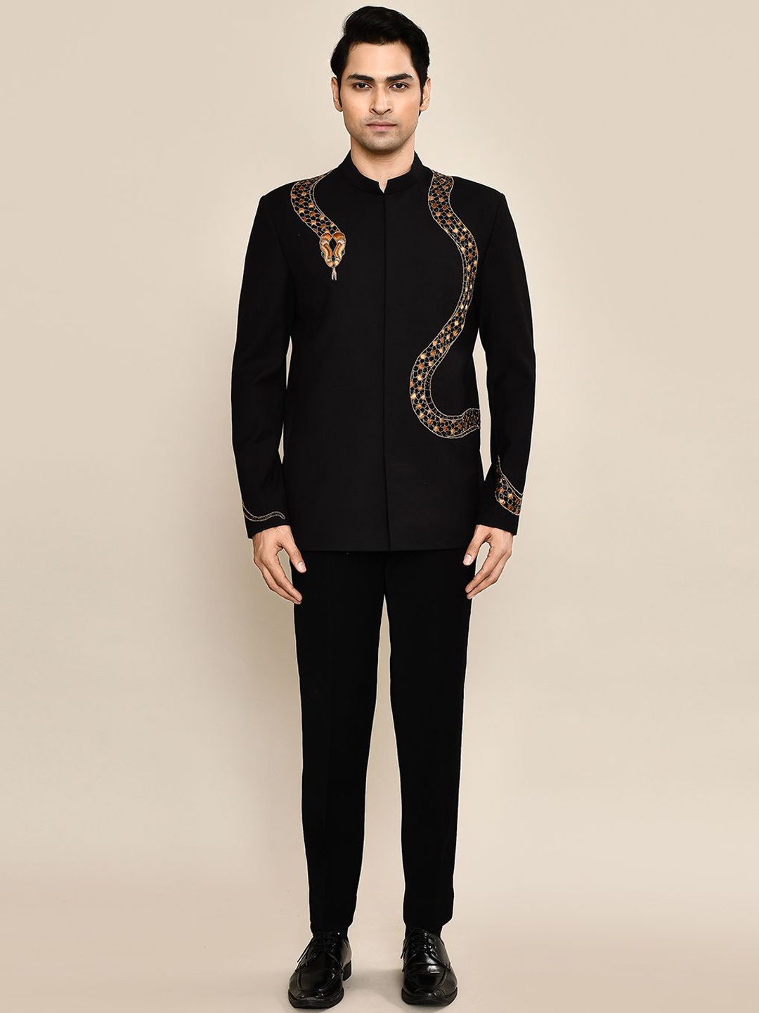

Aryavir Malhotra Men Serpent Embroidered Two Piece Formal Suit, Black