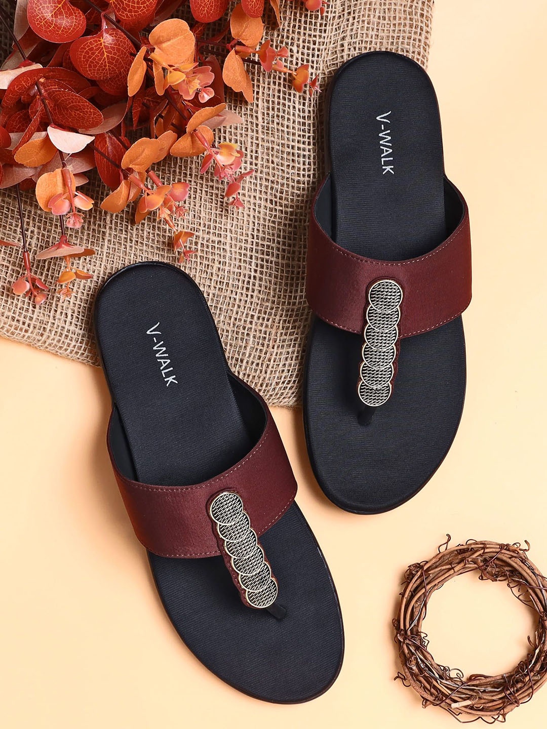 

V-WALK Women Embellished T-Strap Flats, Brown