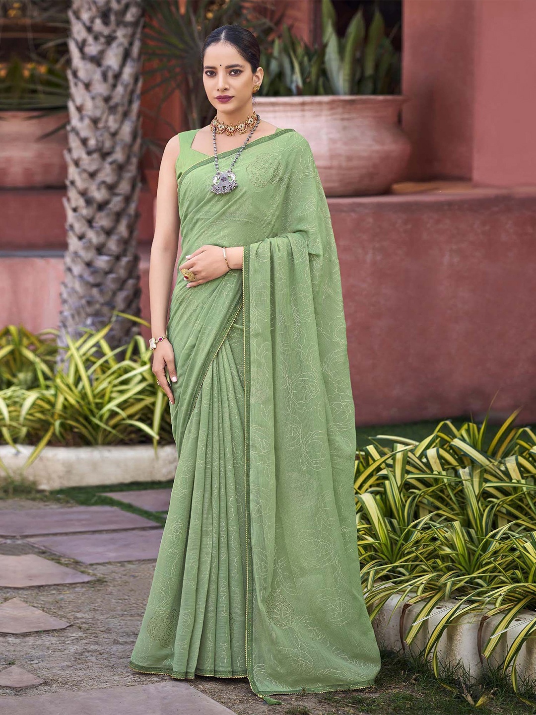 

MAHALASA Embellished Beads and Stones Patola Saree, Green