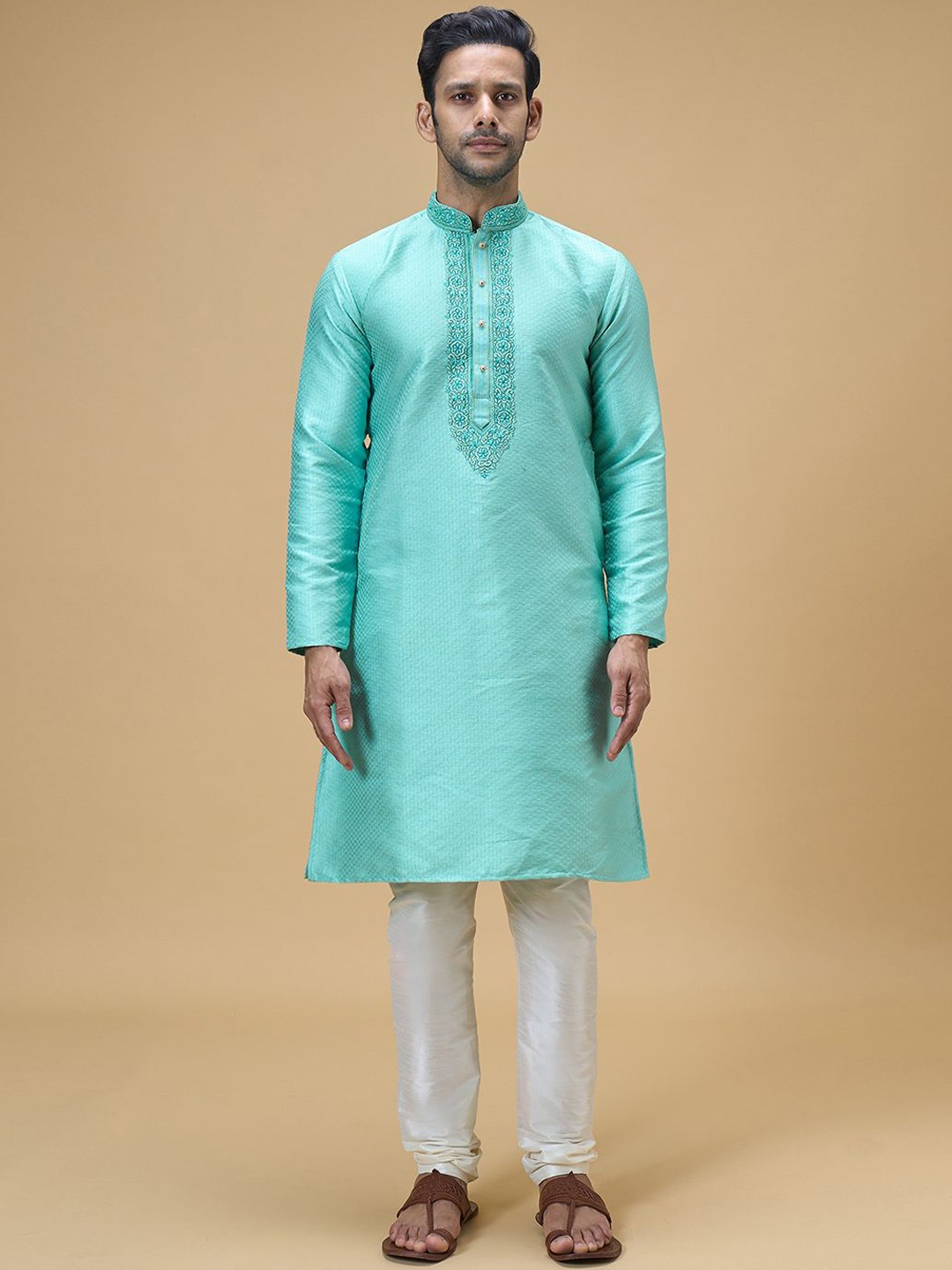 

Arihant Rai Sinha Floral Embroidered Mandarin Collar Straight Kurta With Churidar, Green