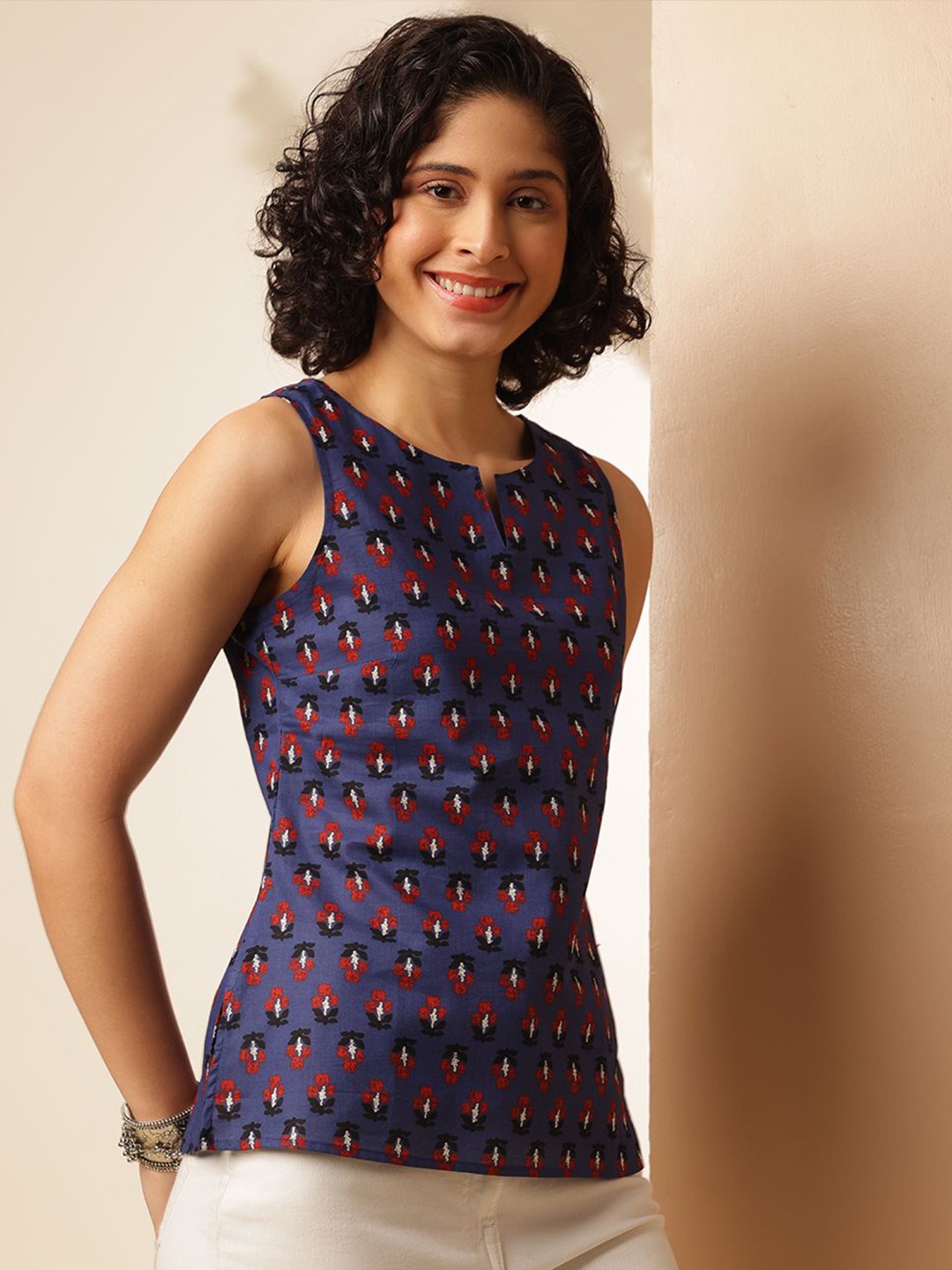 

Anouk Women Boat Neck Ethnic Sleeveless Cotton Top, Blue