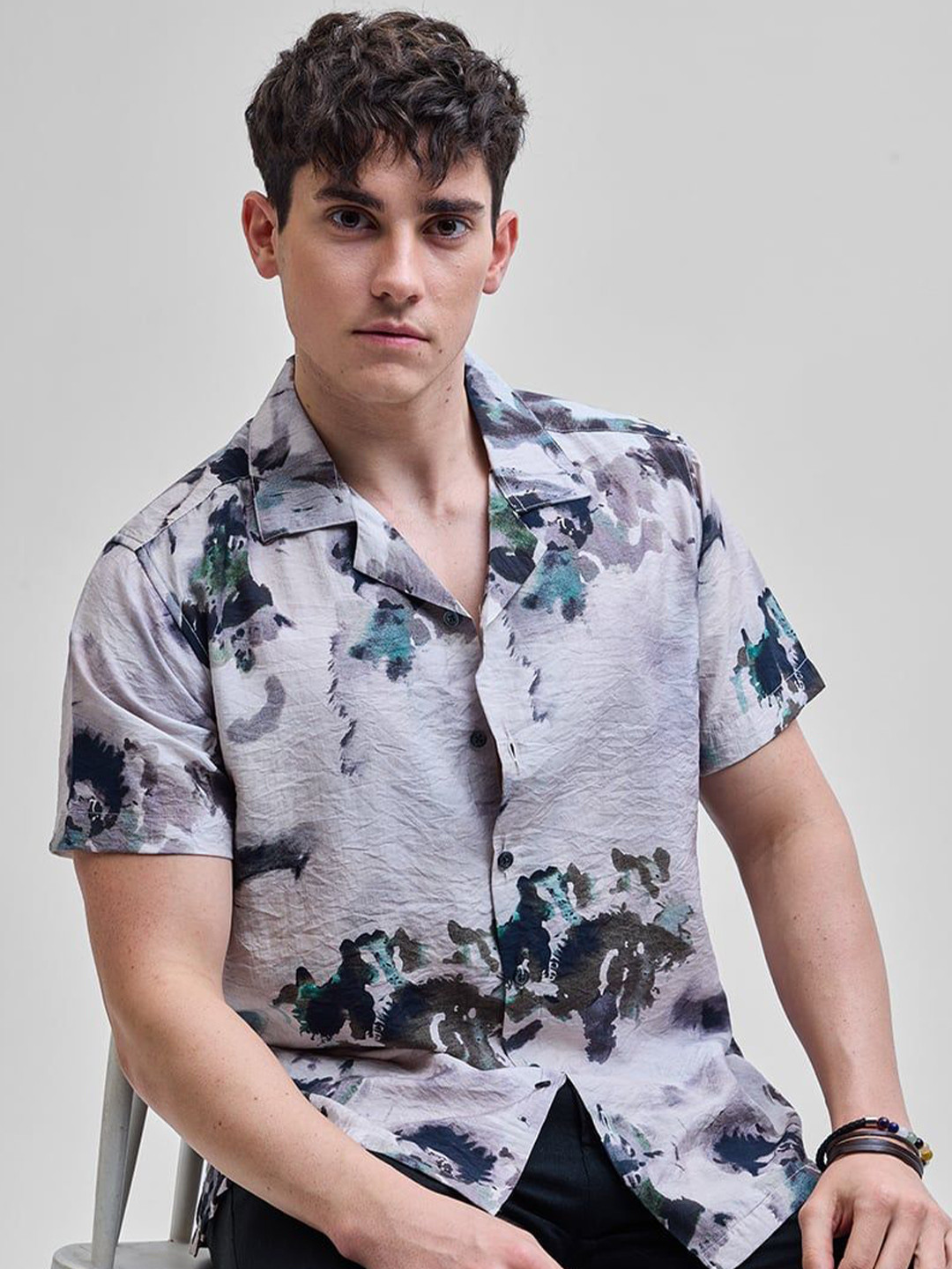 

Snitch Men Smart Cuban Collar Abstract Printed Casual Shirt, Grey