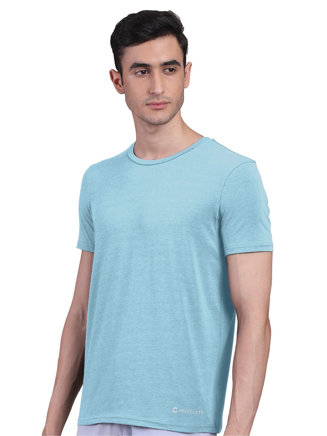 

FREECULTR Men Solid Round Neck T-shirt, Sea green