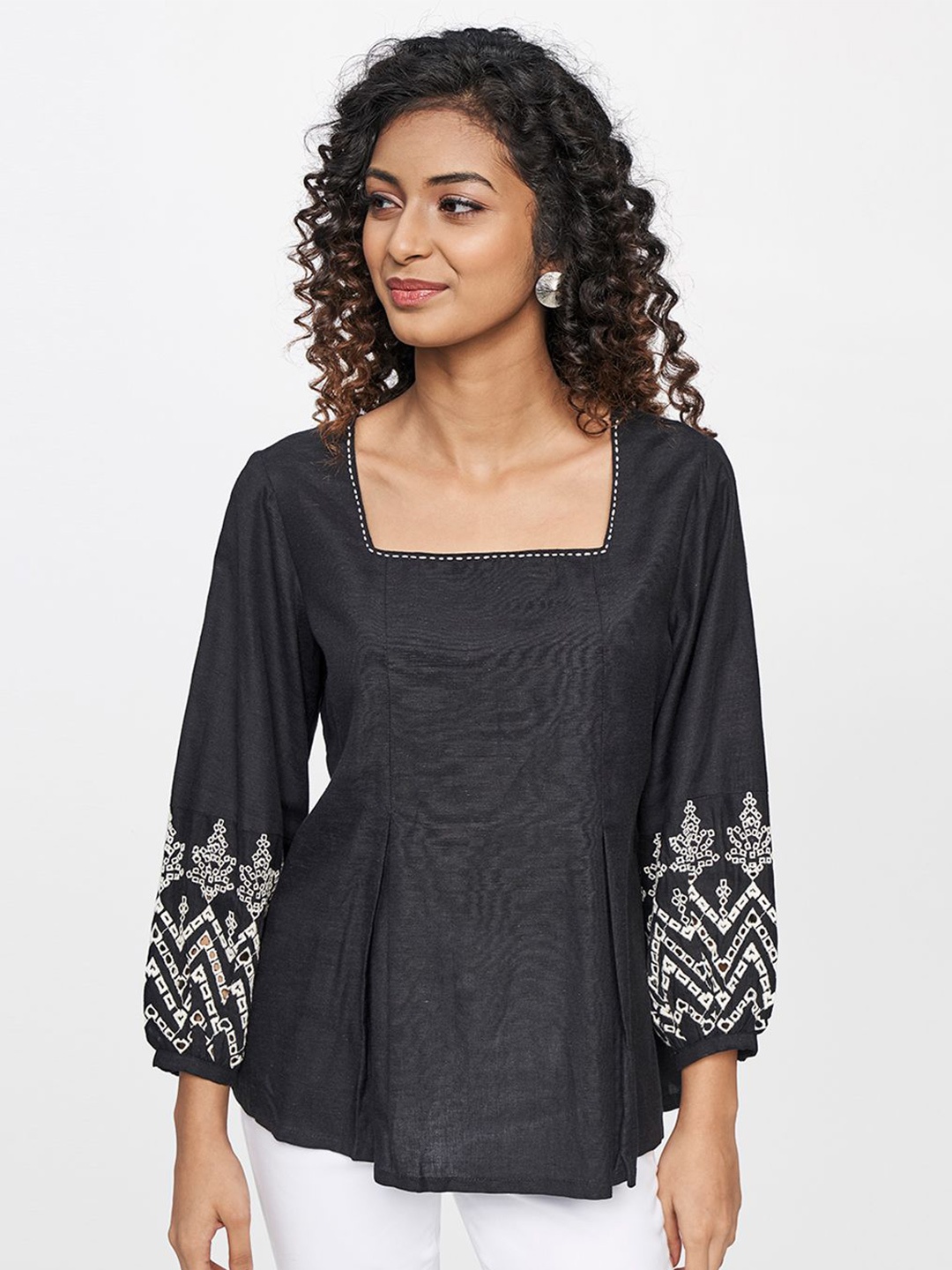 

Global Desi Women Square Neck Puff Sleeve Top, Black