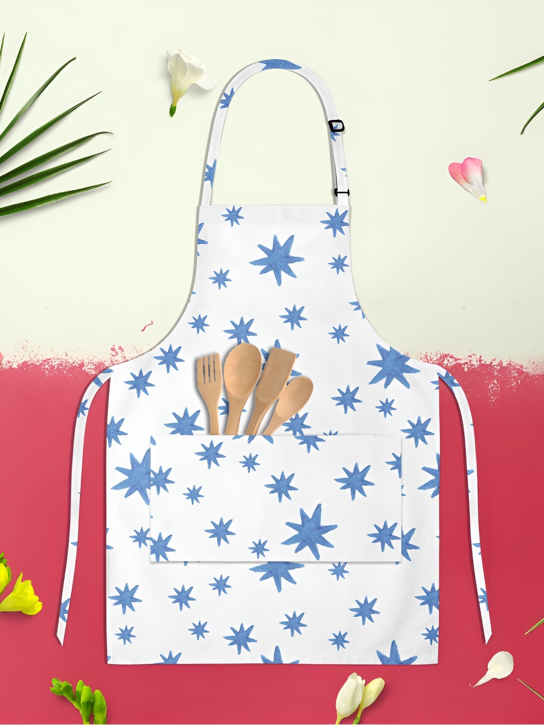 

ArtzFolio Kids White & Blue Printed Cotton Aprons