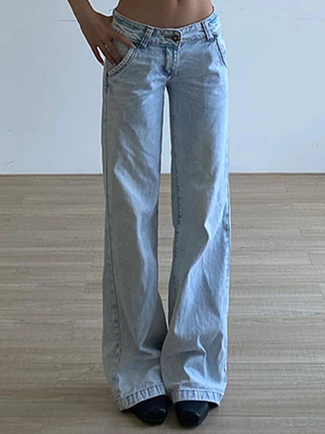

LULU & SKY Women Jean Bootcut Low-Rise Light Fade Jeans, Blue
