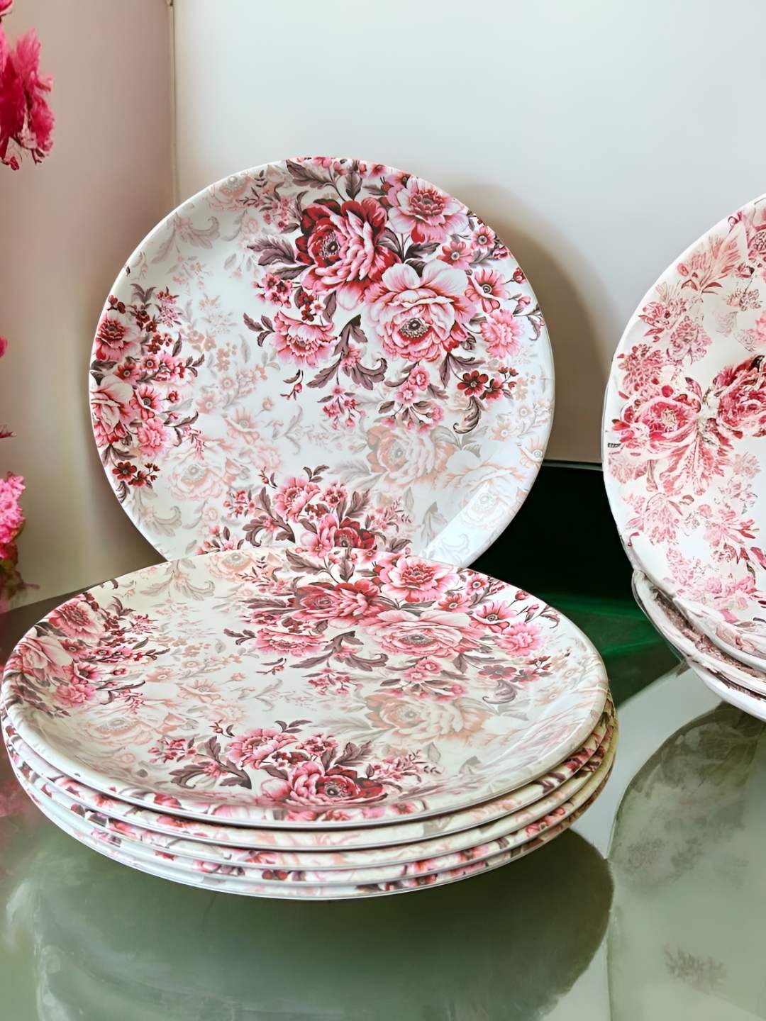 

Gallery99 Pink & White 6 Pieces Floral Printed Melamine Plates
