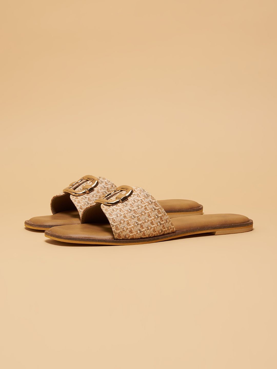

ERIDANI Fara Casual Buckle Flats, Beige