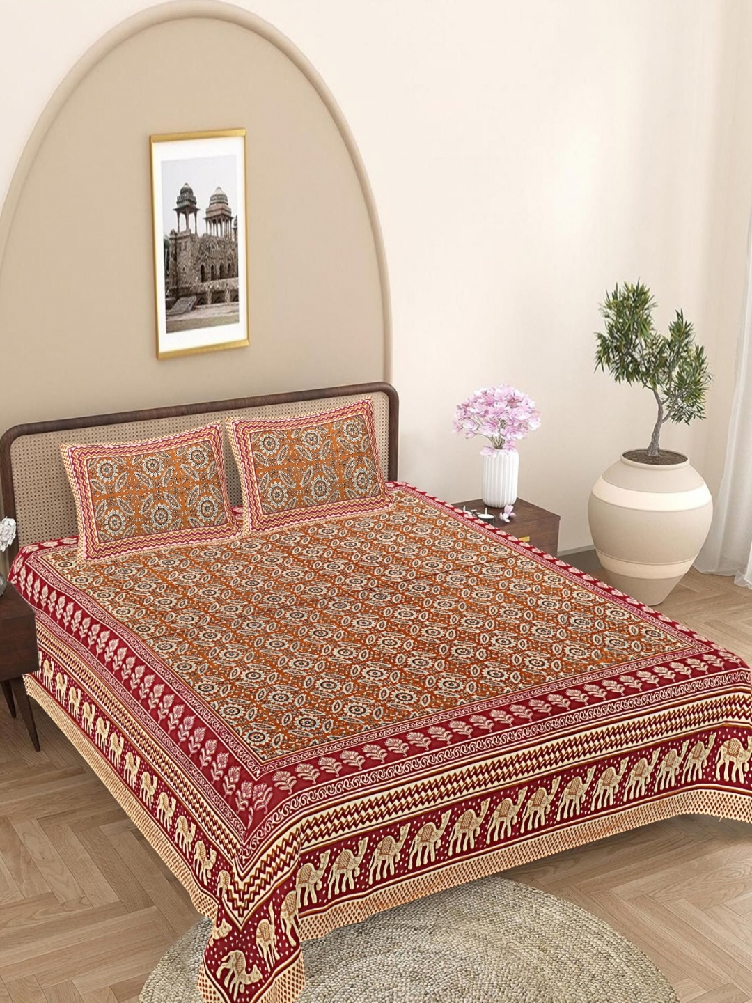 

FrionKandy Living Brown Ethnic Motifs Printed Cotton 180 TC King Bedsheet Set 2.74 x 2.69m