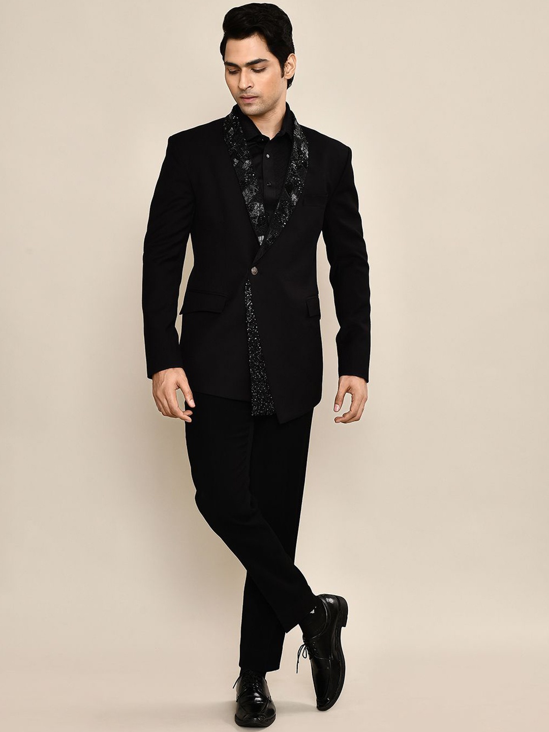 

Aryavir Malhotra Men Embroidered Tuxedo 3 Piece Suits, Black