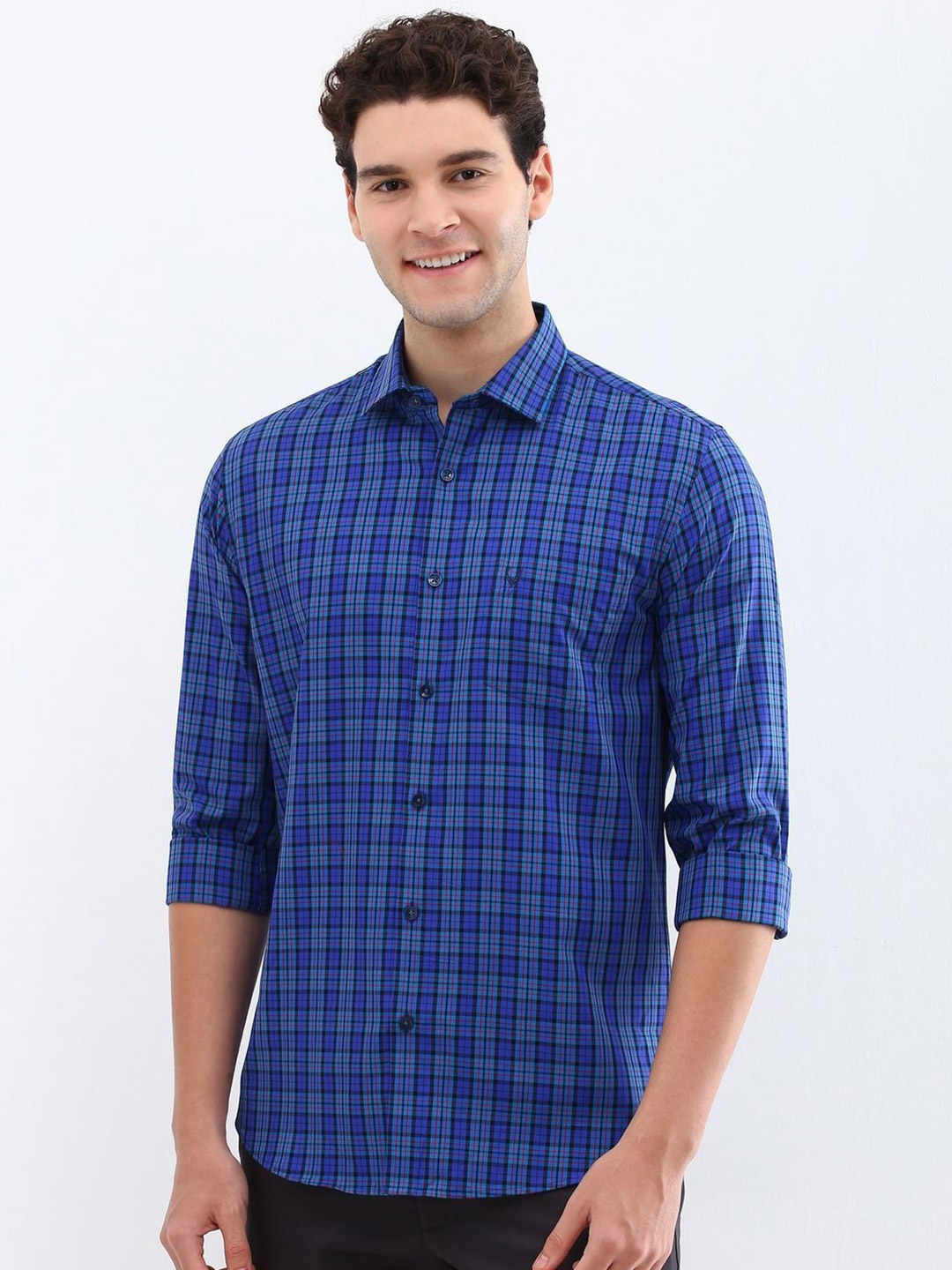 

Allen Solly Men Spread Collar Tartan Checked Cotton Slim Fit Casual Shirt, Blue