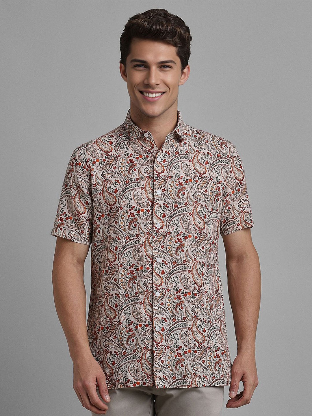 

SIMON CARTER LONDON Men Spread Collar Ethnic Motifs Printed Linen Casual Shirt, Beige