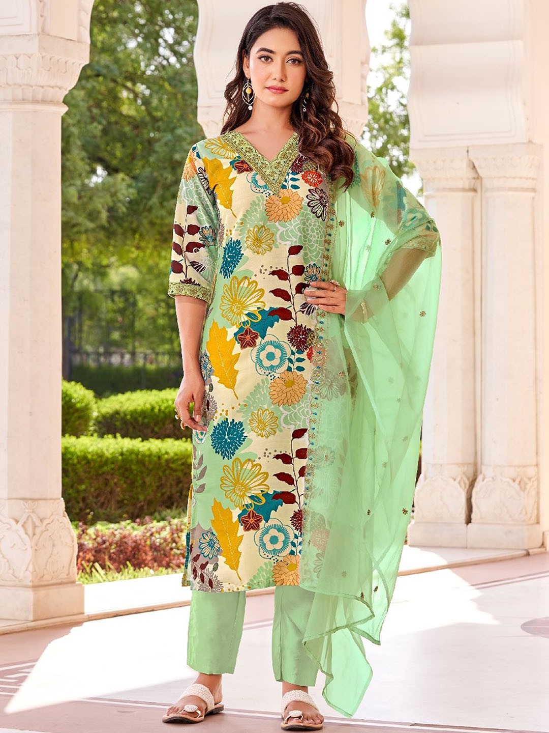 

Yara Creation Floral Printed V-Neck Sequinned Straight Kurta With Trouser With Dupatta, Green