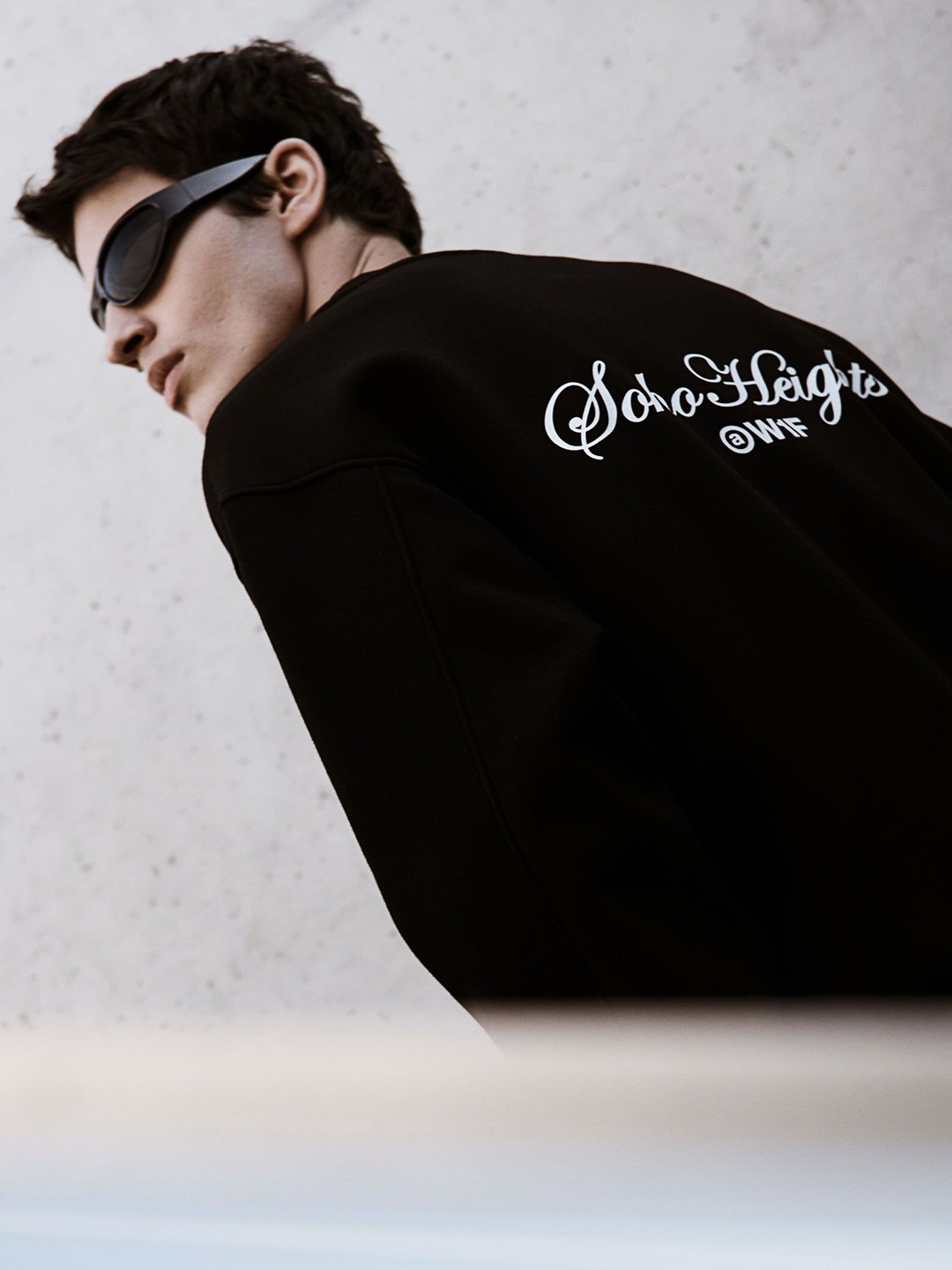 

H&M Men Embroidered Sweatshirts, Black