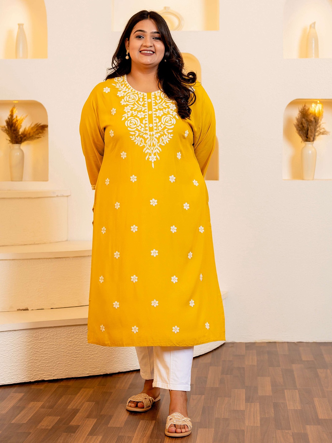 

LALI JAIPUR Women Embroidered Straight Kurta, Mustard