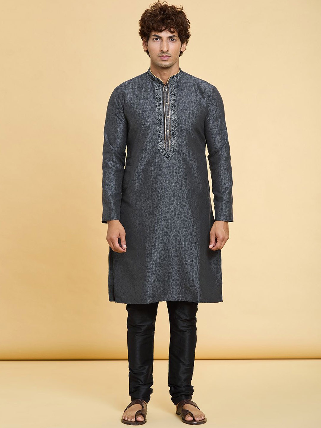 

Arihant Rai Sinha Mandarin Collar Floral Woven Design Kurta with Churidar, Black