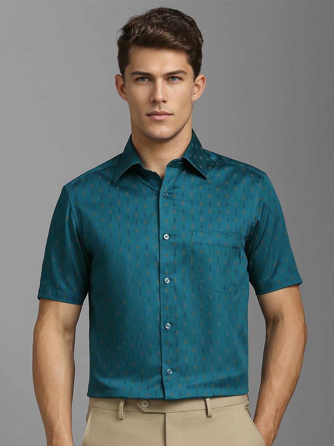 

Louis Philippe Men Classic Spread Collar Conversational Printed Cotton Formal Shirt, Teal