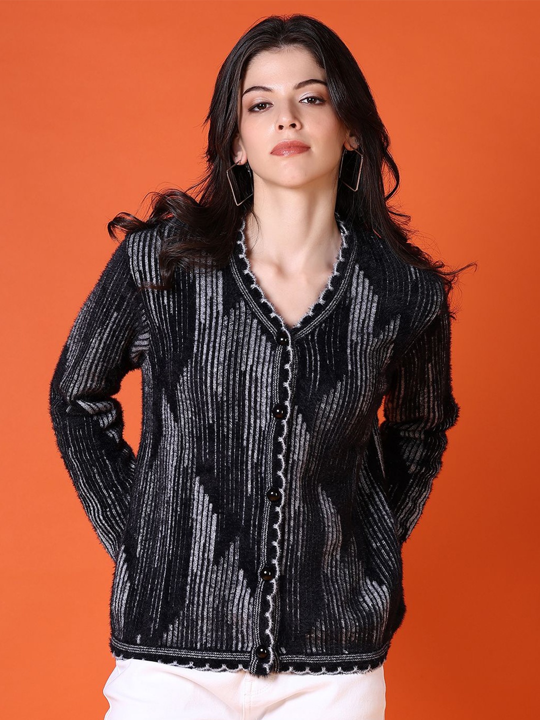

V-Mart Women V-Neck Long Sleeves Cardigan Sweaters, Black