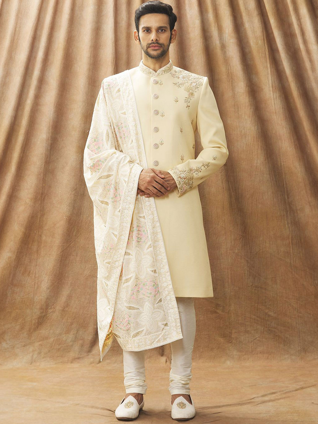 

Arihant Rai Sinha Embroidered Sherwani Set, Off white