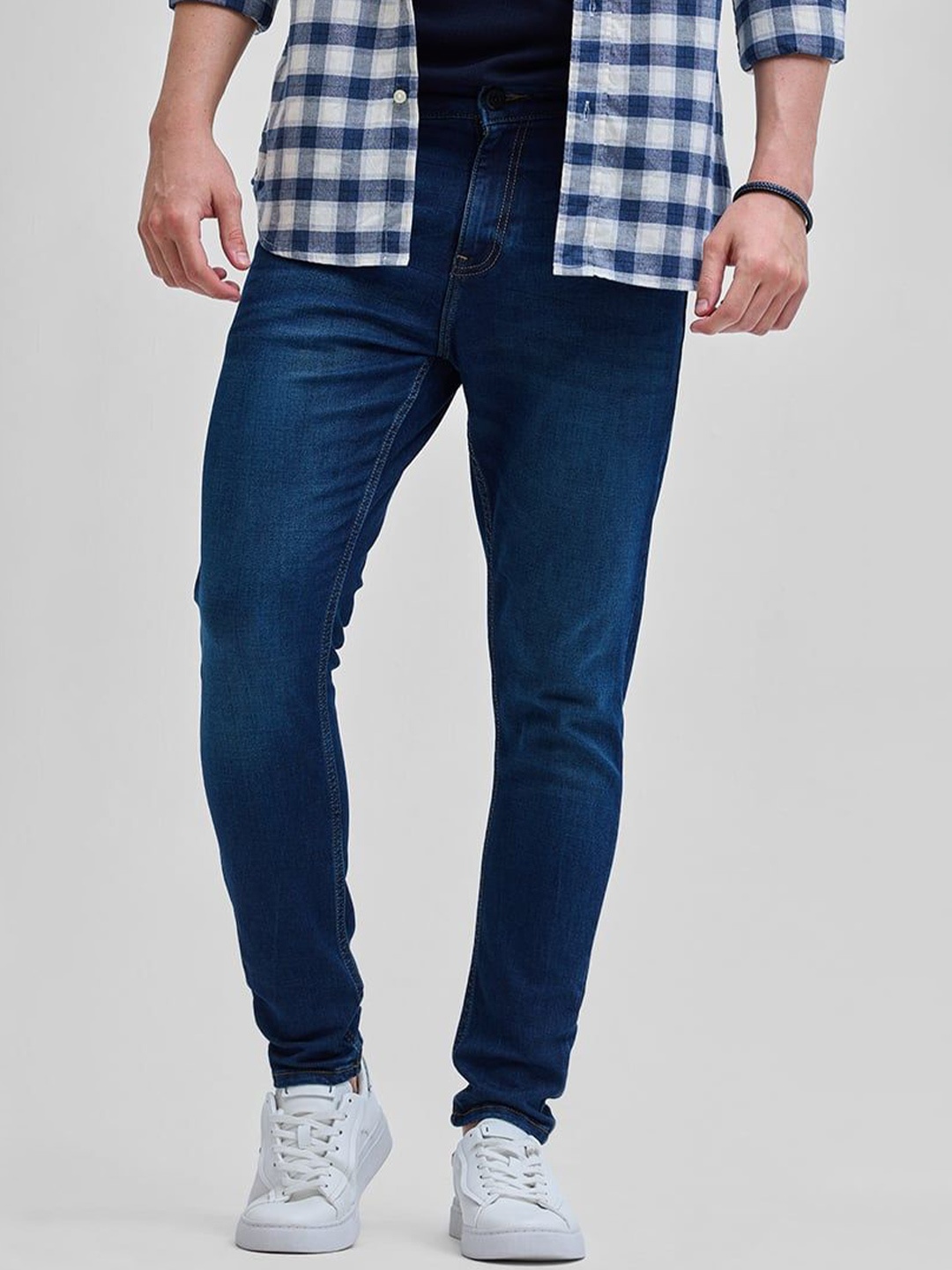 

Snitch Men Narrow Skinny Fit Light Fade Stretchable Jeans, Blue
