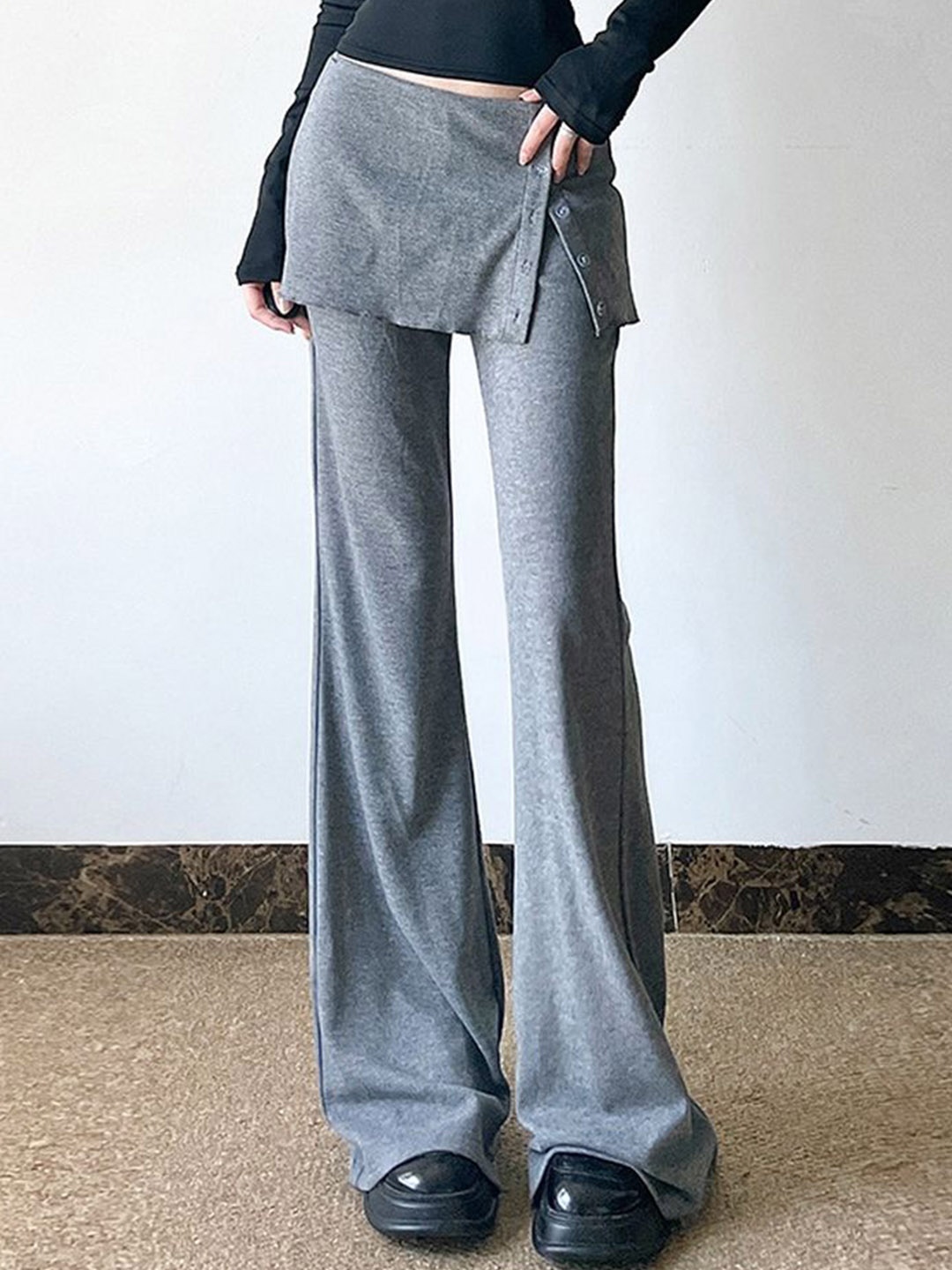 

LULU & SKY Women Flared Low-Rise Trousers, Grey