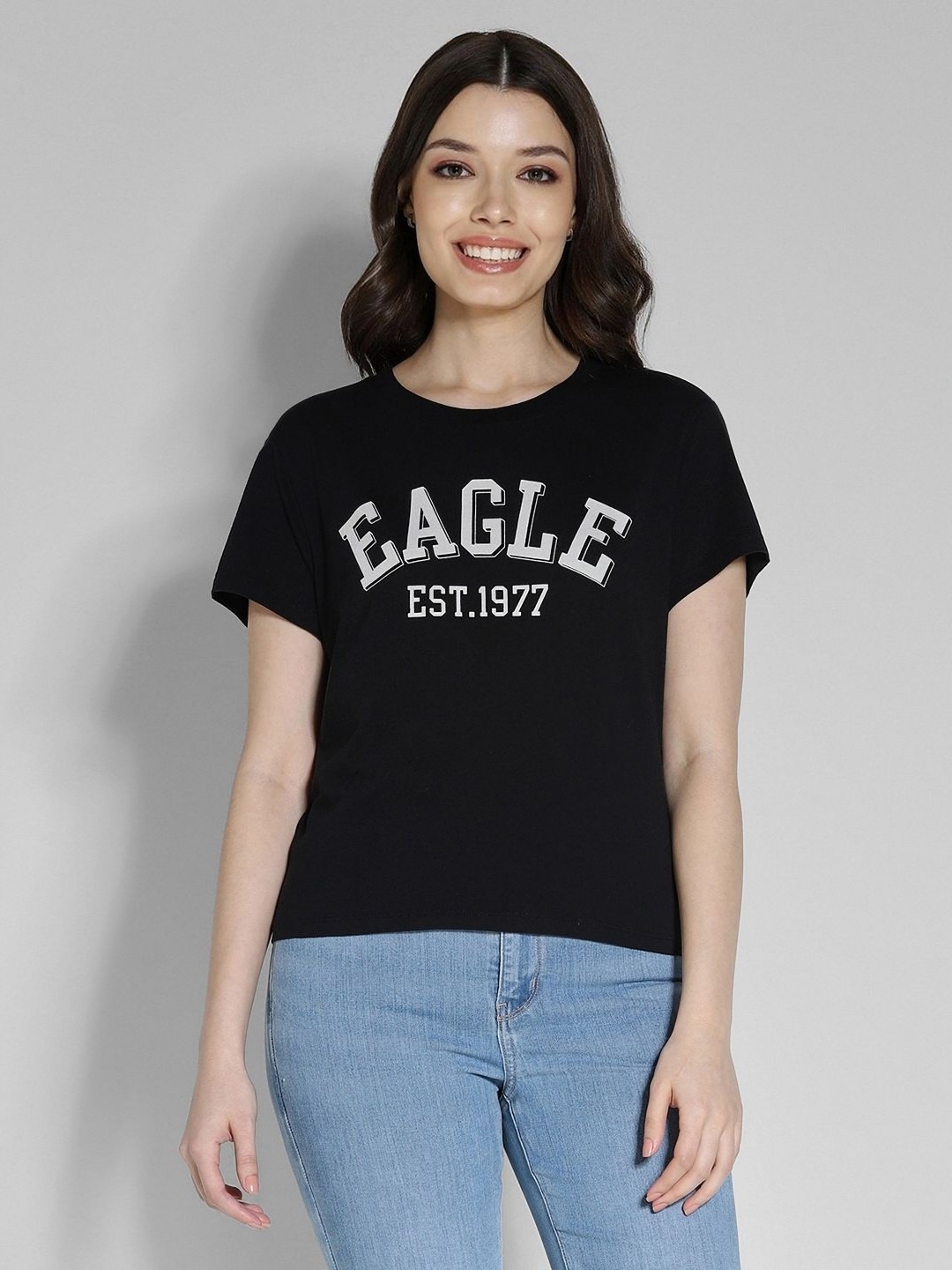 

AMERICAN EAGLE OUTFITTERS Women Graphic Printed Pure Cotton Casual T-shirt, Black