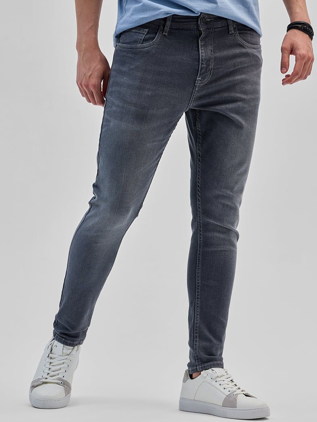 

Snitch Men Narrow Skinny Fit Light Fade Stretchable Jeans, Grey