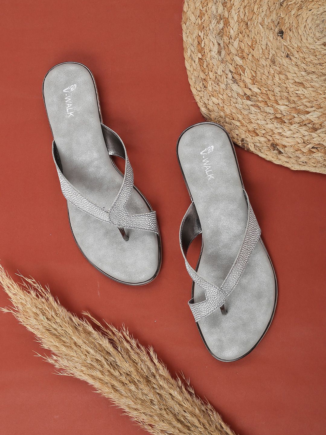 

V-WALK Women Textured Open Toe Flats, Silver