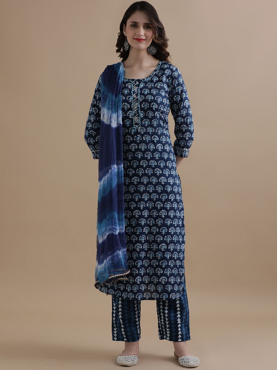 

Jaipur Kurti Floral Printed Thread Work Pure Cotton Kurta with Trouser & Dupatta, Navy blue
