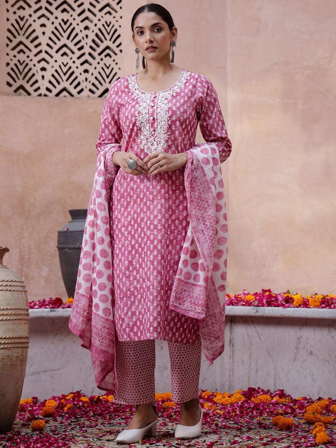 

Sangria Floral Embroidered Aari Work Pure Cotton Kurta with Trouser & Dupatta, Pink