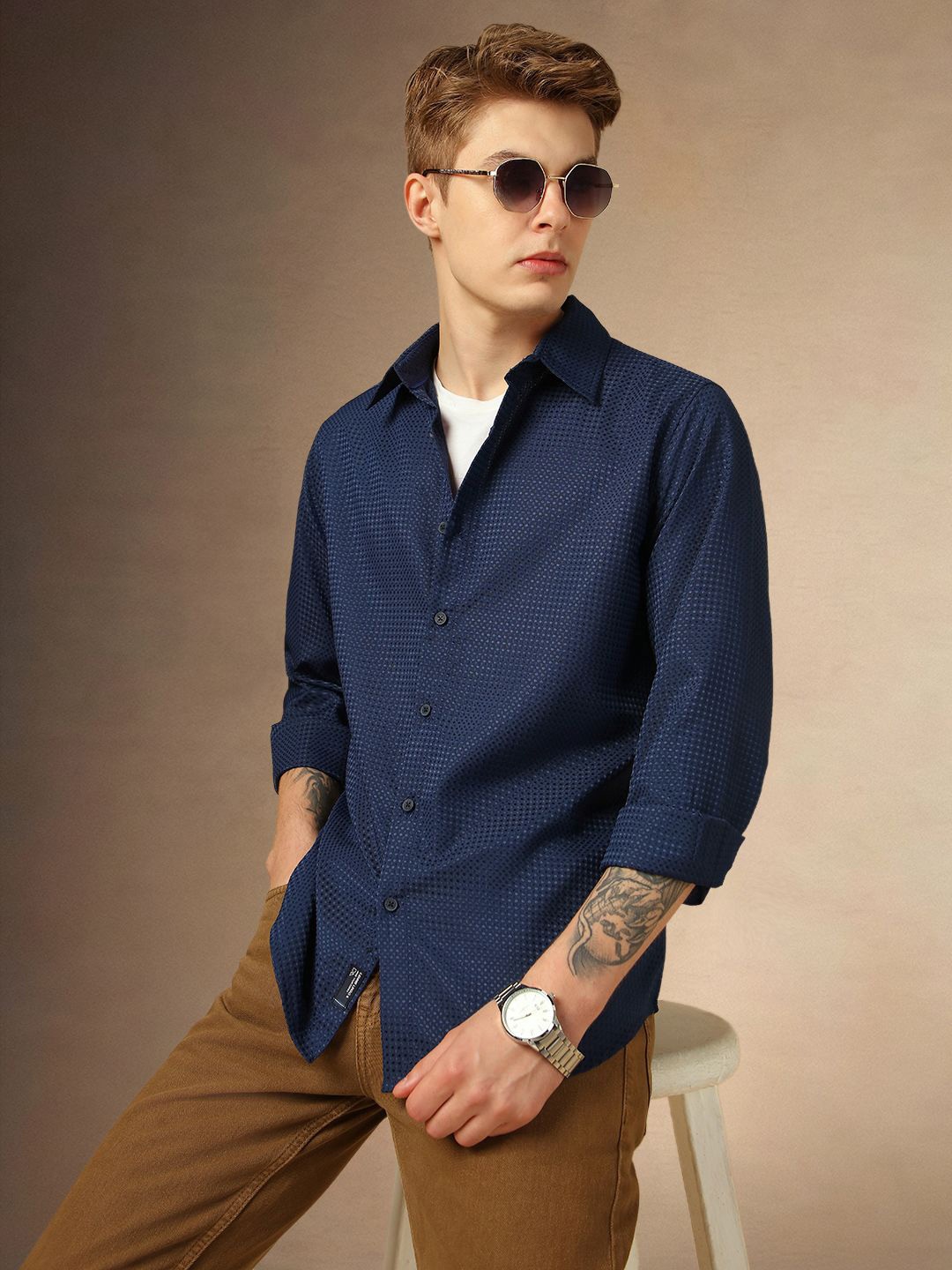 

Dennis Lingo Men Spread Collar Textured Casual Shirt, Navy blue