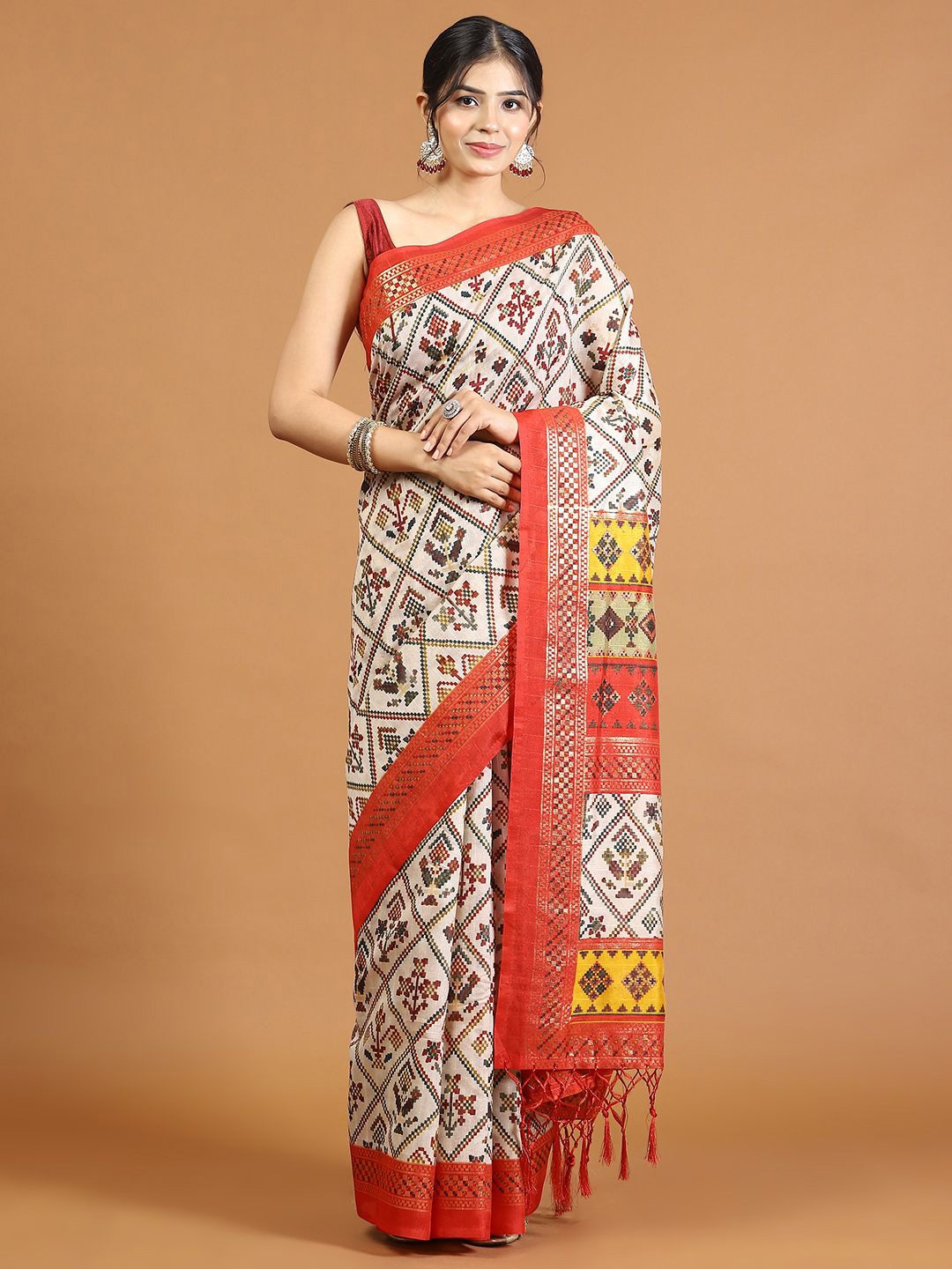 

Meena Bazaar Ethnic Motifs Printed Saree, Beige