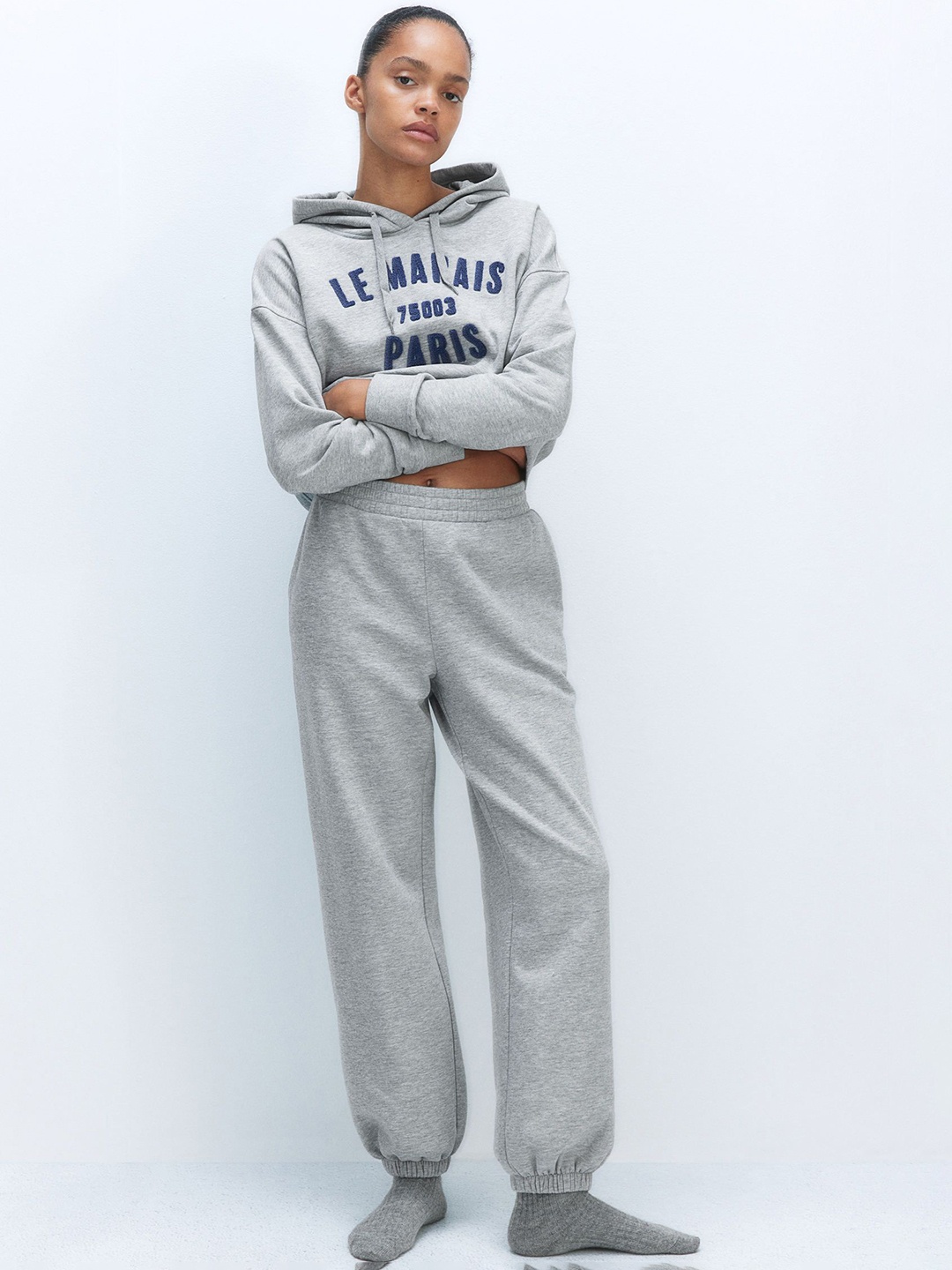 

H&M Women High-Waisted Regular Fit Joggers, Grey