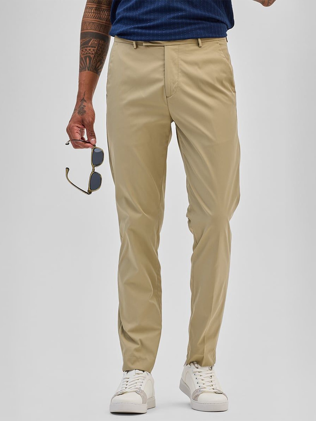 

Snitch Men Smart Slim Fit Chinos Trousers, Beige