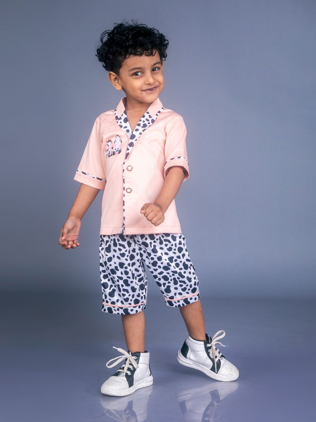 

BAYA COUTURE Boys Printed Party Shirt with Shorts, Peach