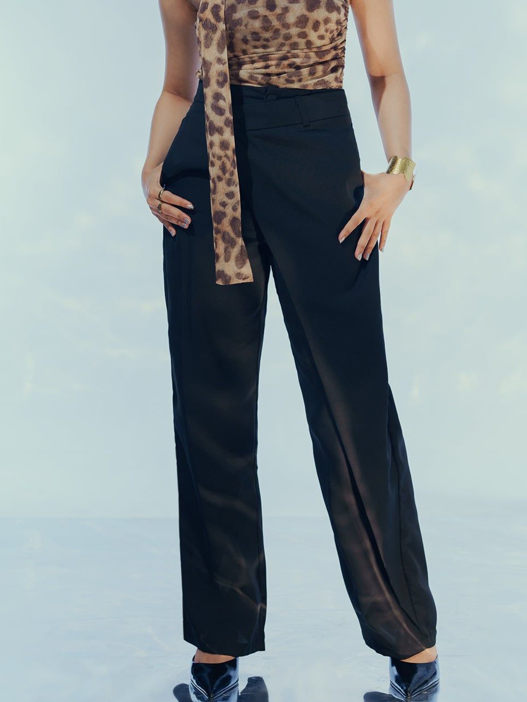 

FREAKINS Women Relaxed Straight Leg Loose Fit High-Rise Trousers, Black