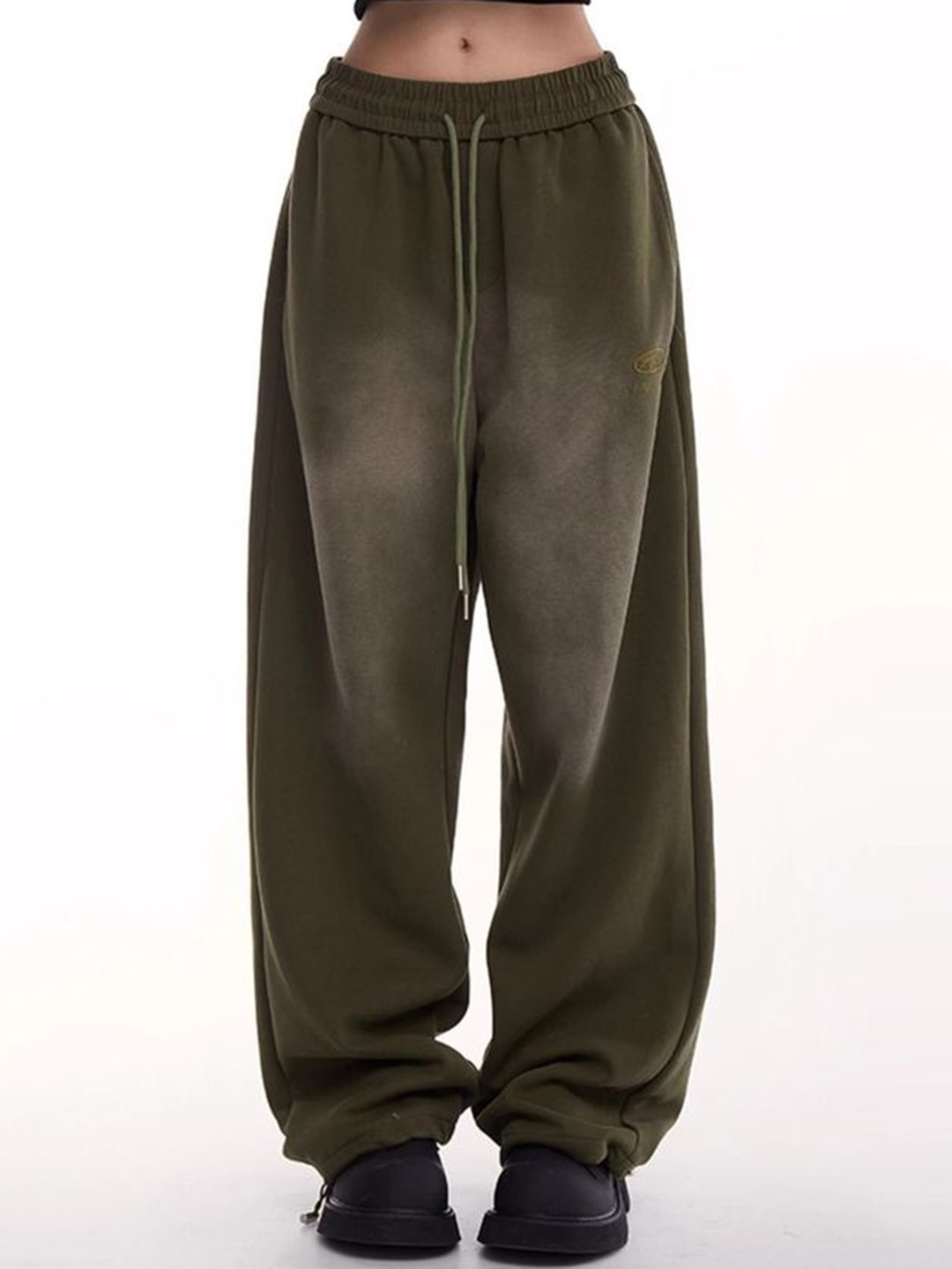 

LULU & SKY Women Loose Fit High-Rise Trousers, Green
