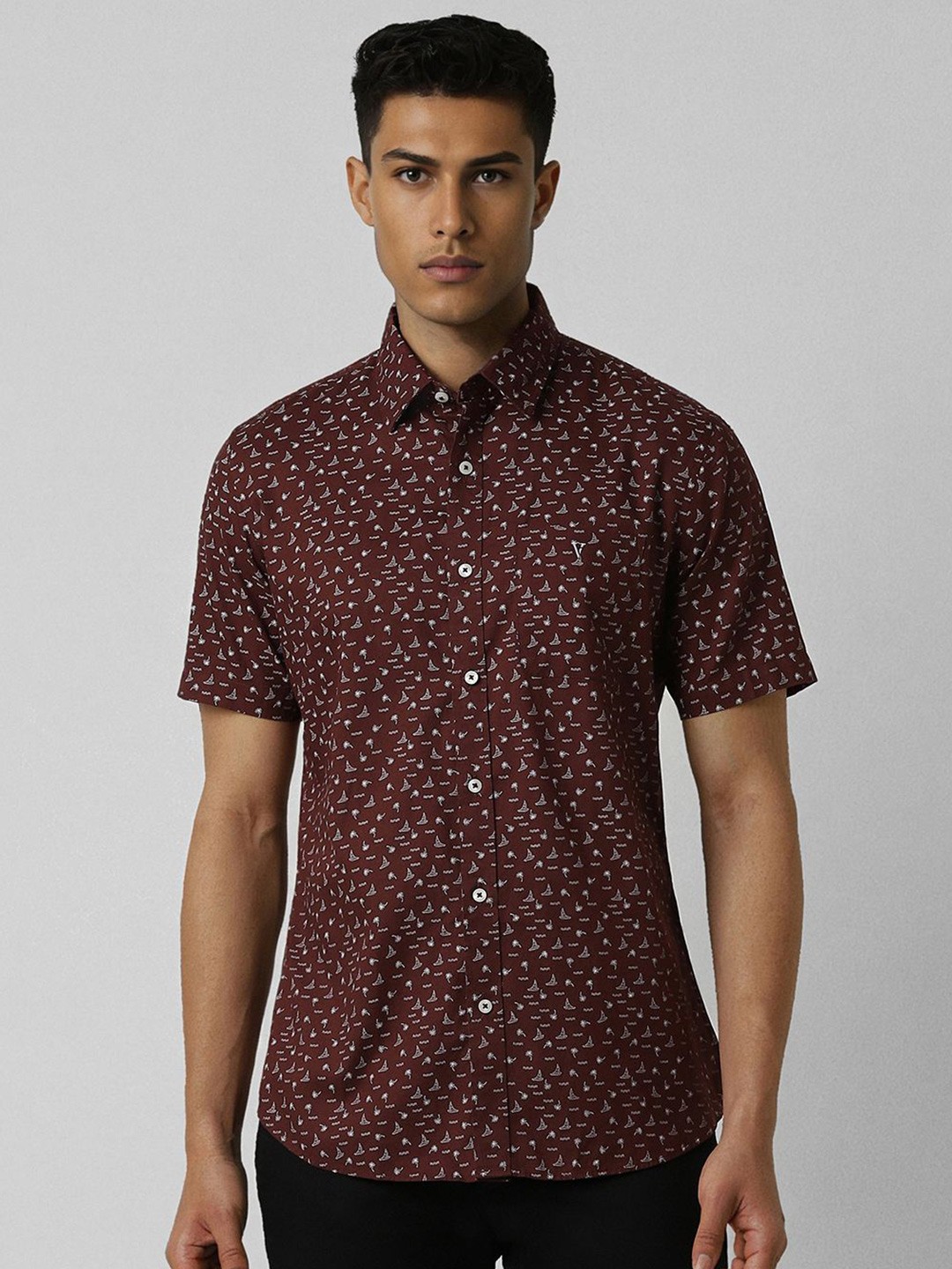 

Van Heusen Sport Men Slim Fit Opaque Printed Casual Shirt, Maroon