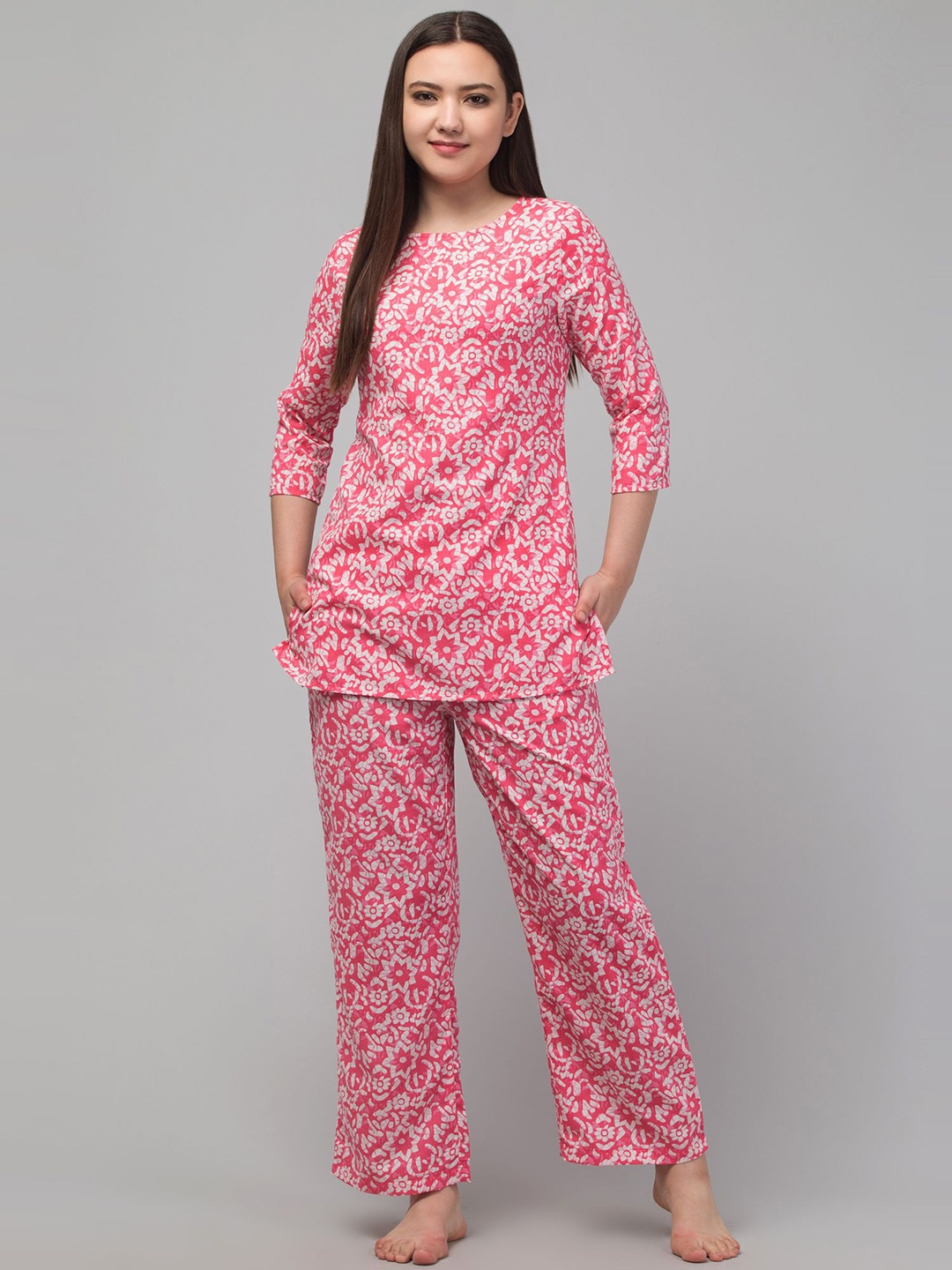 

Zuvino Printed Cotton Top With Pyjamas, Coral