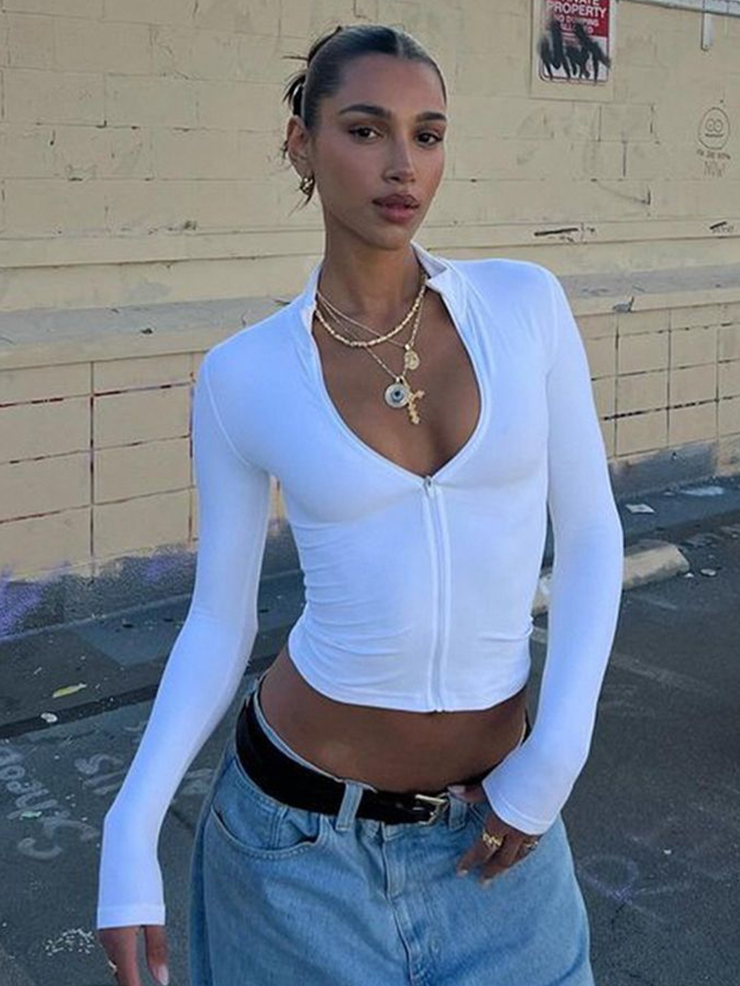 

LULU & SKY Scoop Neck Zip-up Detail Crop Top, White