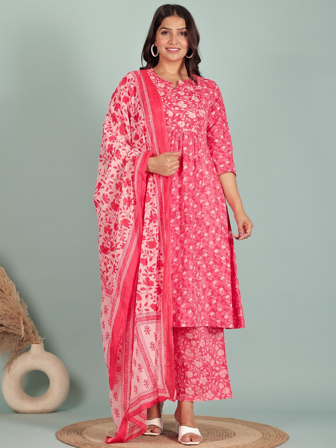 

Aramya Notch Neck Floral Printed Sequinned Pure Cotton Kurta with Palazzos & Dupatta, Pink
