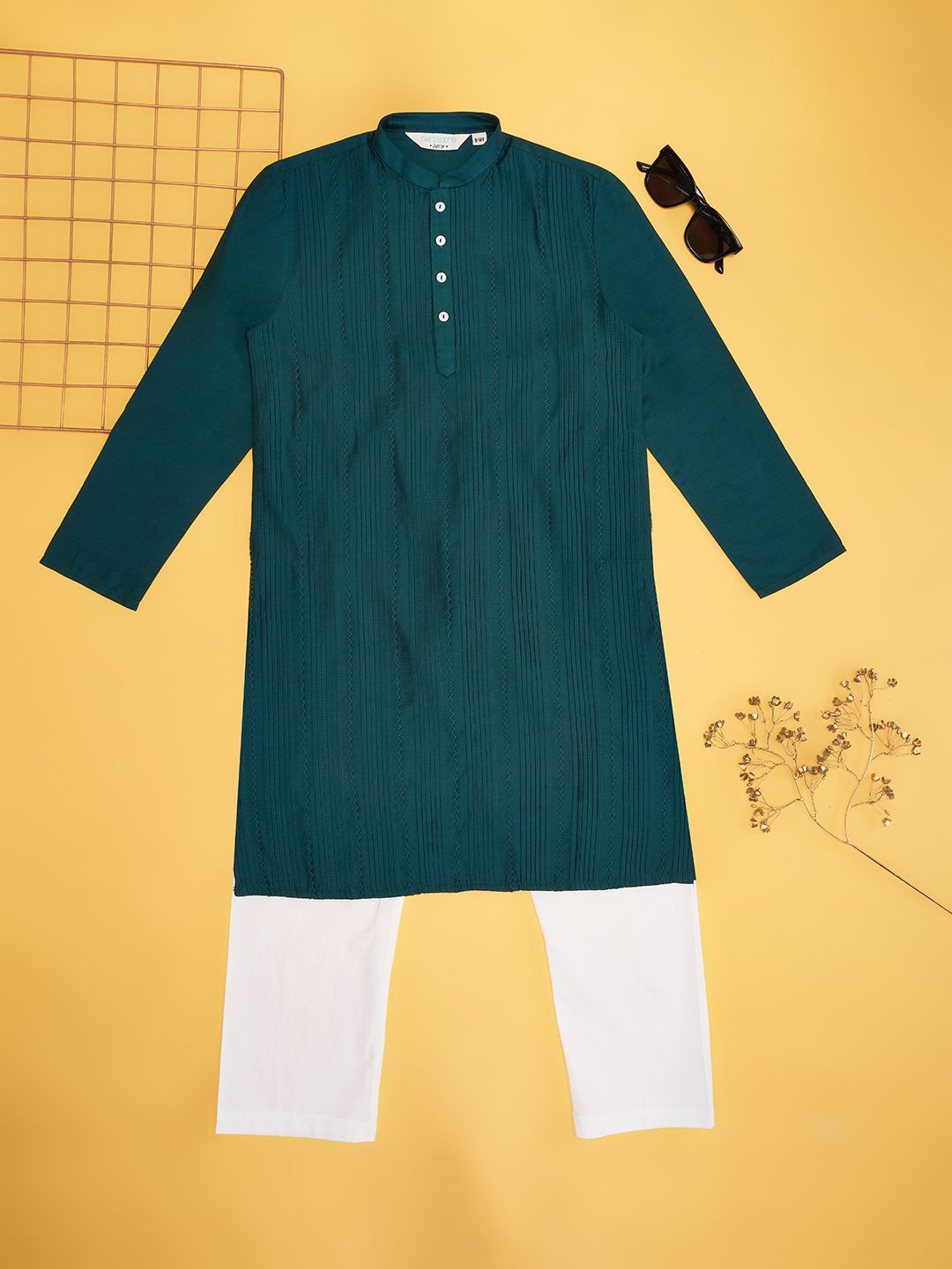 

indus route by Pantaloons Boys Striped Mandarin Collar Long Sleeves Kurta With Pyjama, Green