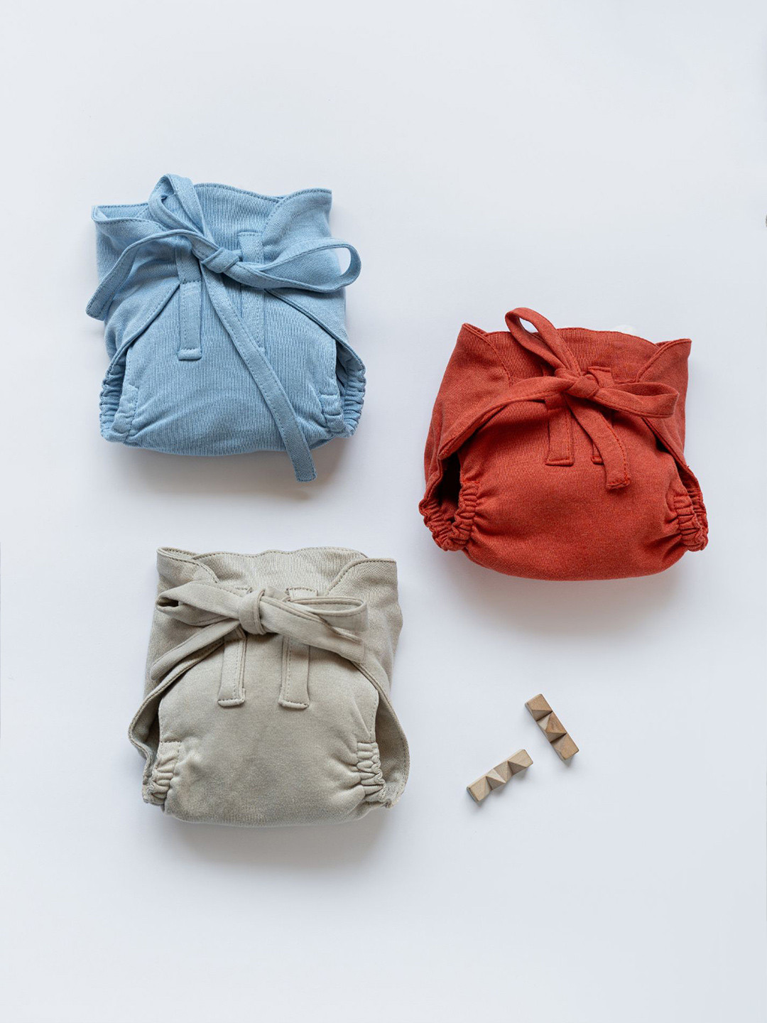 

cocoon care Kids Set Of 3 Bamboo Knit Colourful Comfortable & Adjustable Nappies, Orange