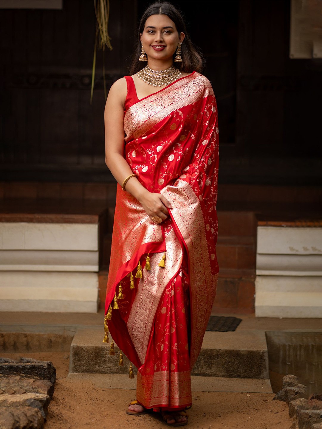 

I LOVE SAREES Ethnic Motifs Zari Pure Silk Banarasi Saree, Red
