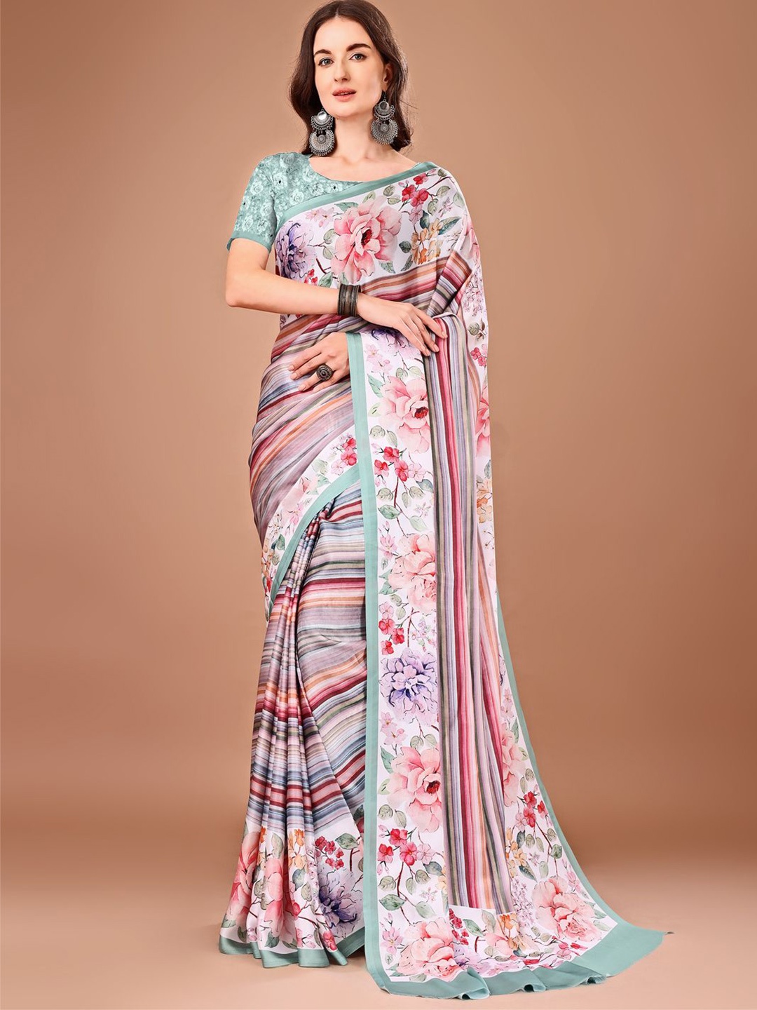 

Avyay Creation Floral Printed Georgette Saree, White